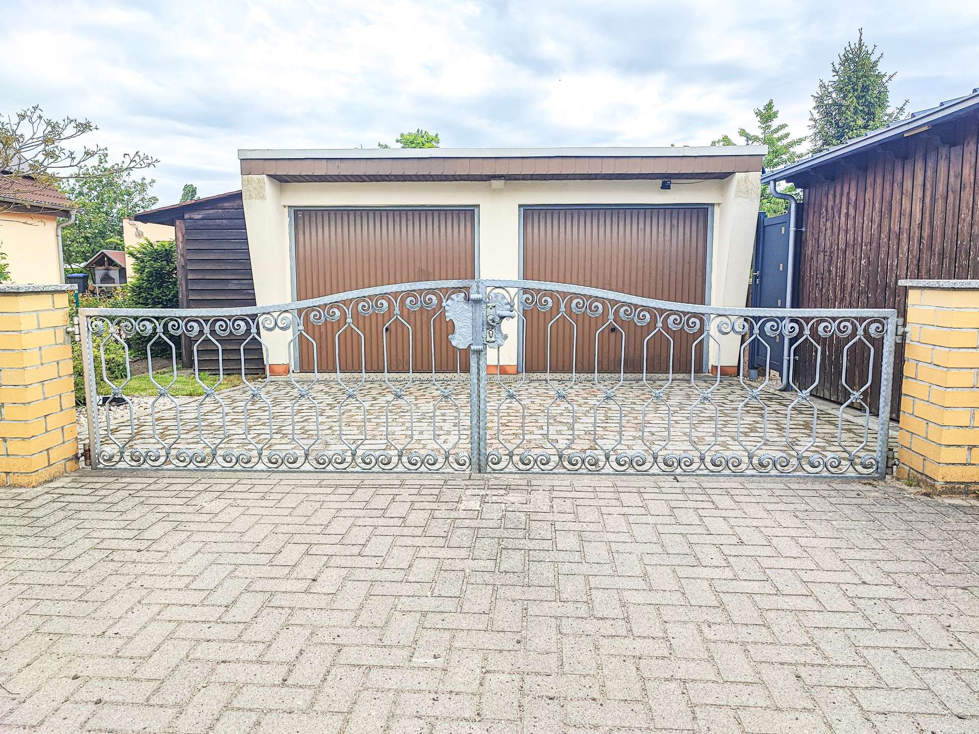 Doppelgarage