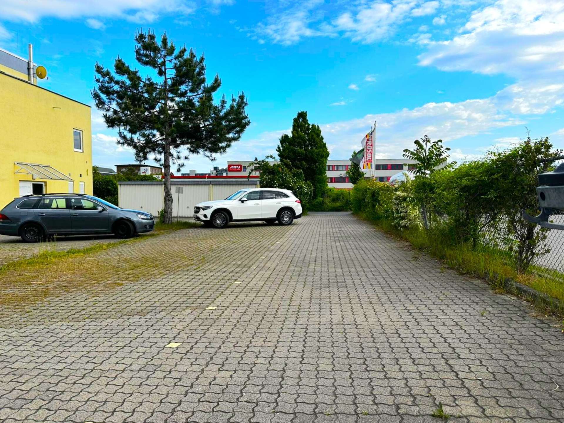 Parkplatz mit guter Einfahrmöglichkeit