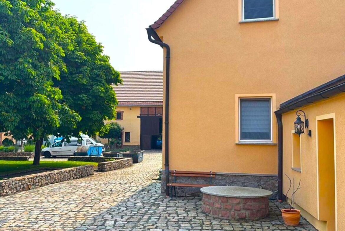 Einfahrt zum Haus