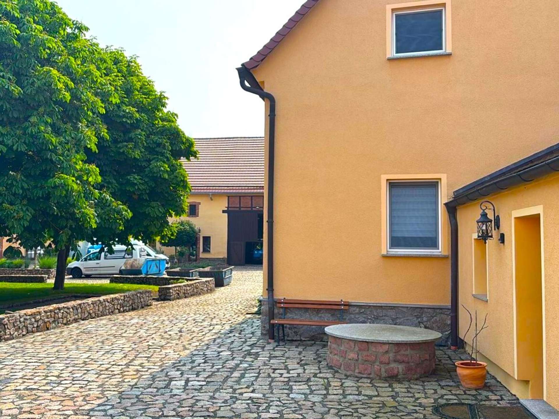 Einfahrt zum Haus