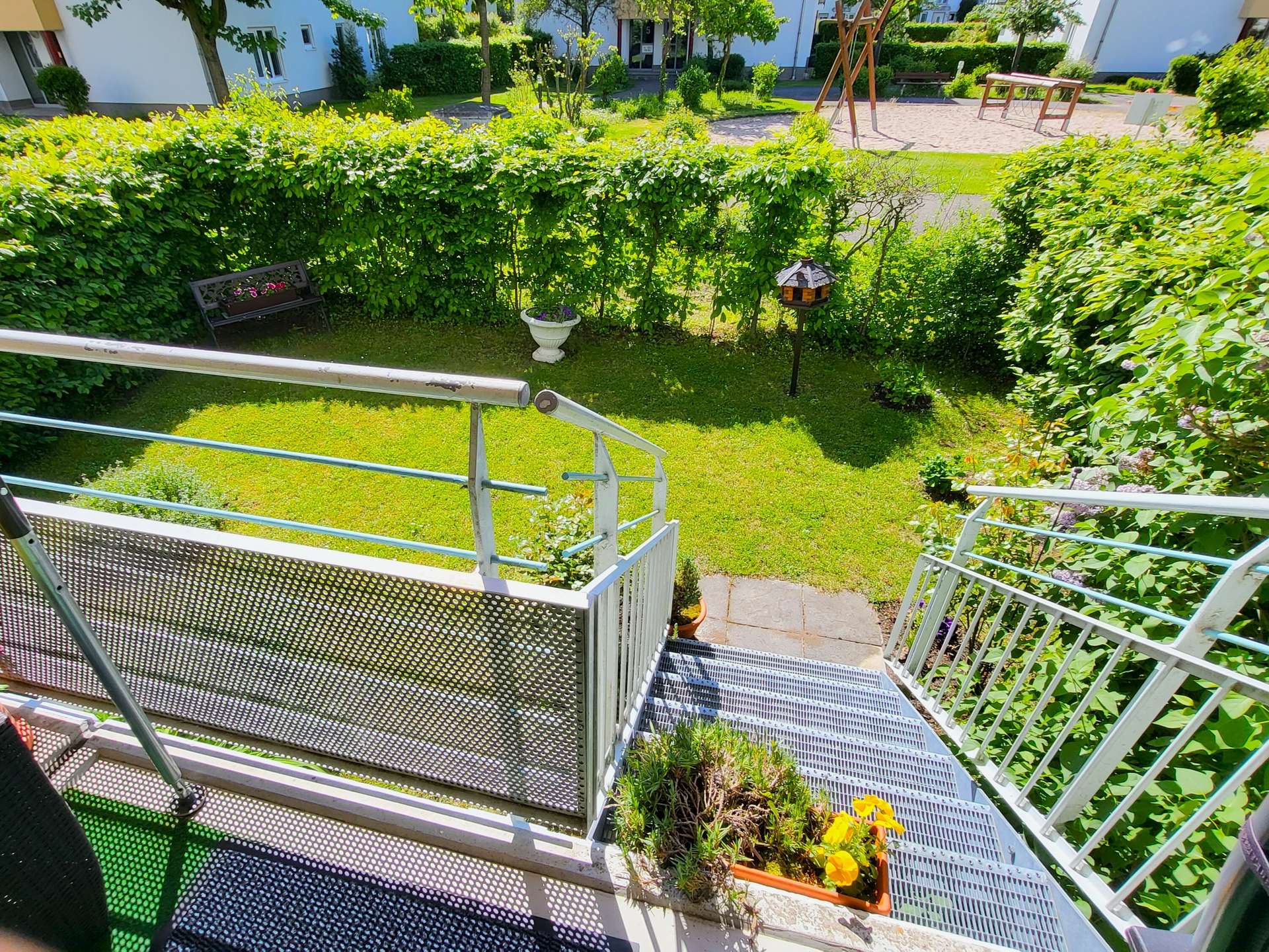 mit Zugang zum Garten