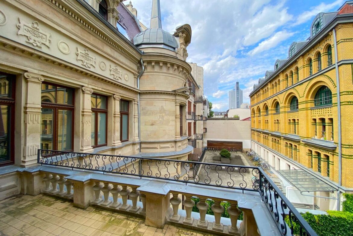 Balkon (1. Obergeschoss)