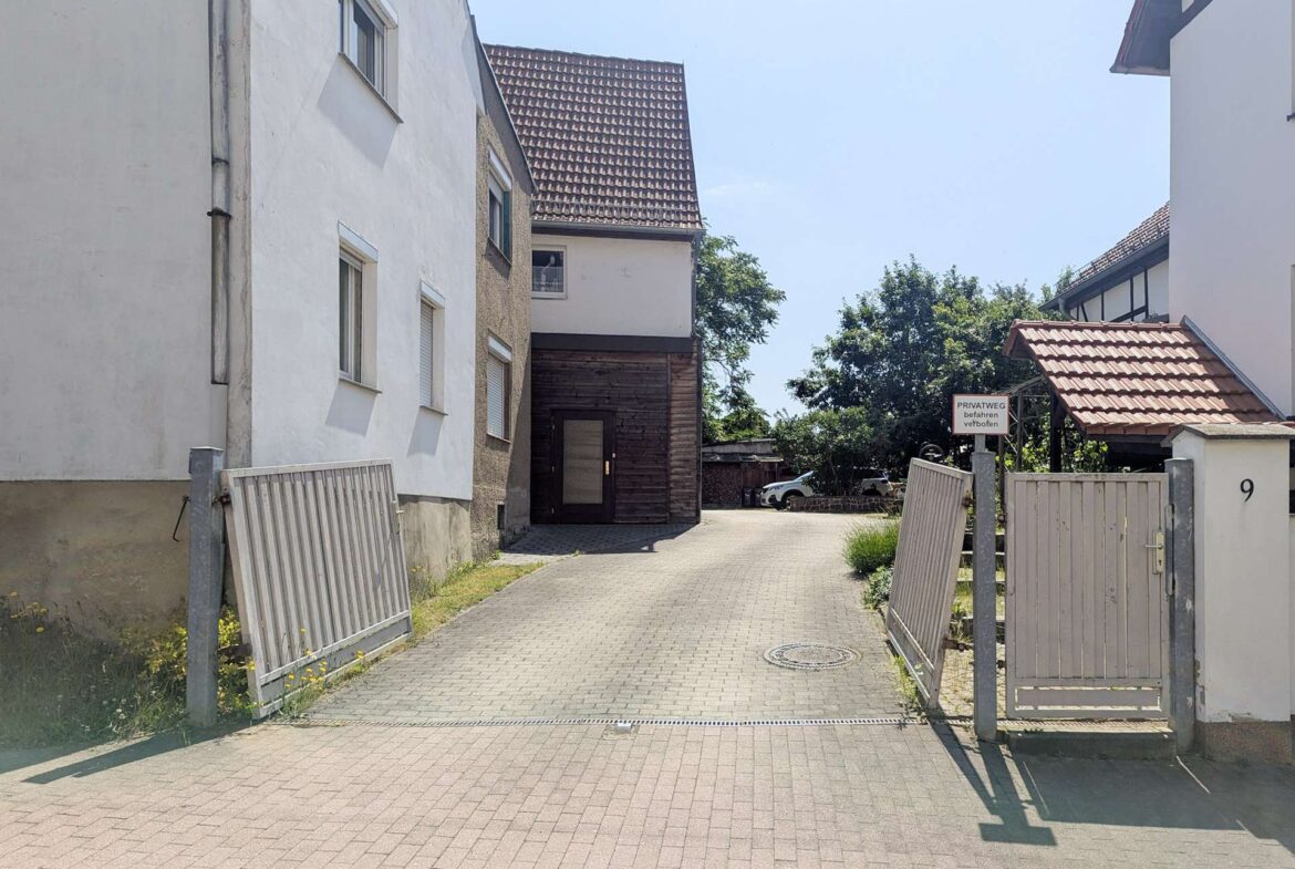 Einfahrt