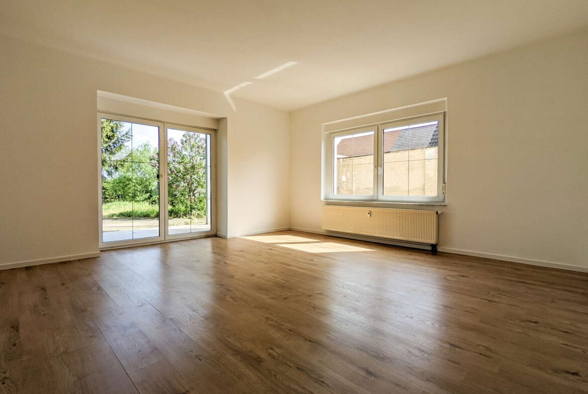 Wohnzimmer mit Terrassentür