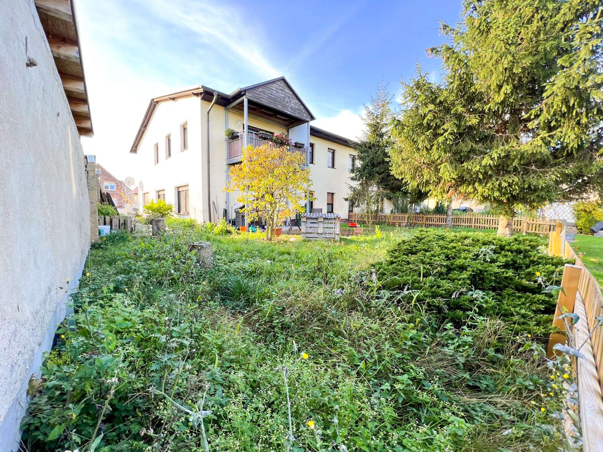 Hausanblick vom Garten aus