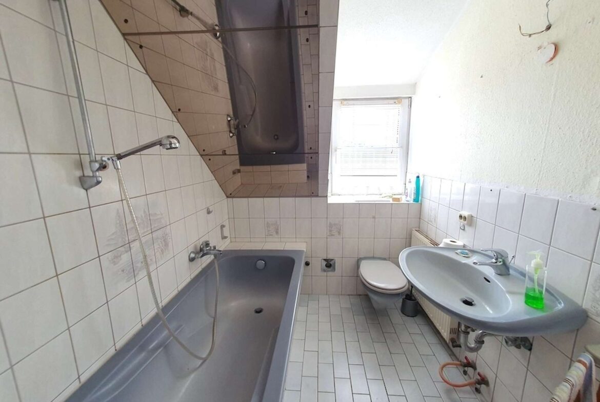 Bad Dachgeschoss