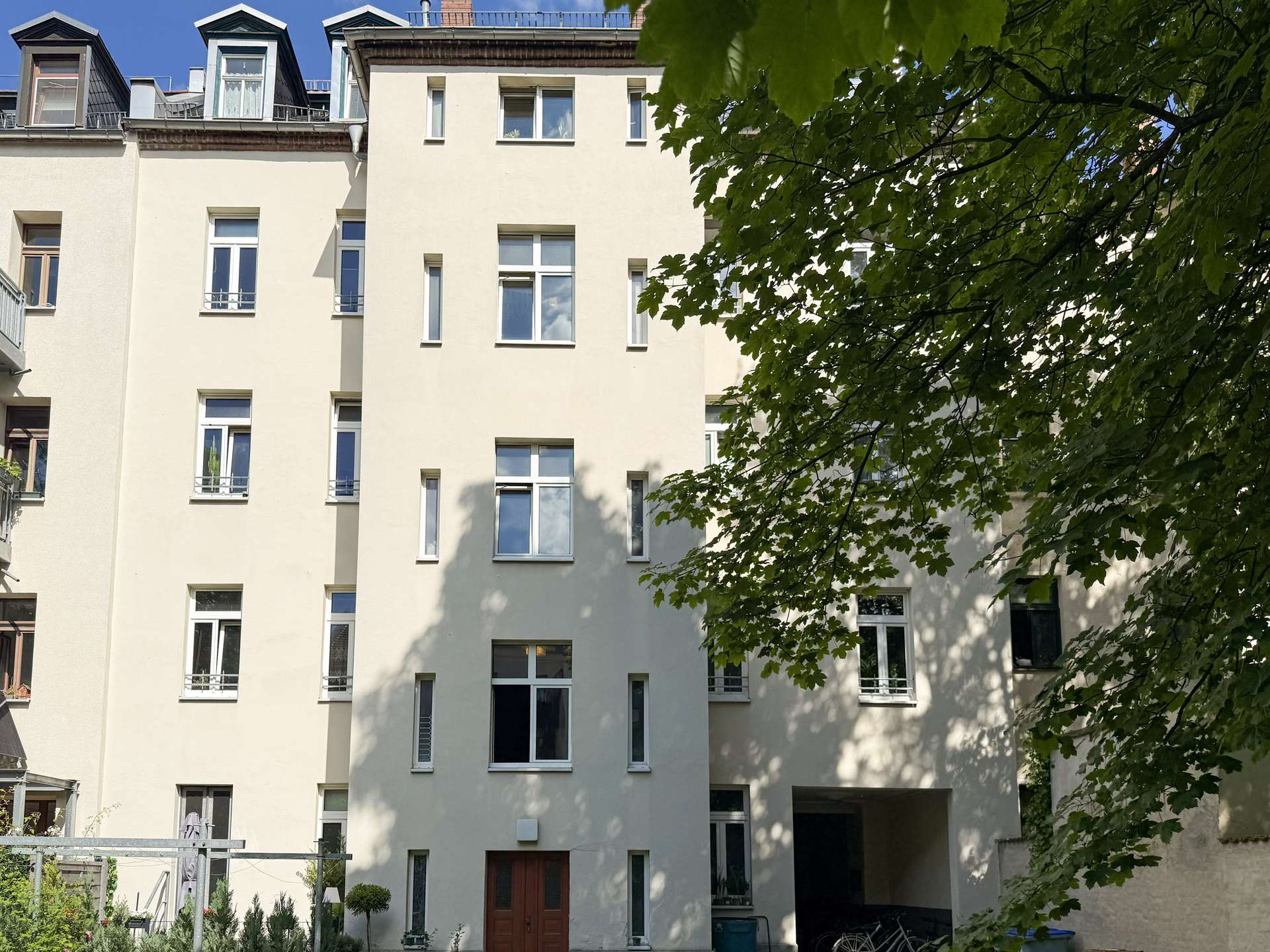 Hausansicht vom Innenhof