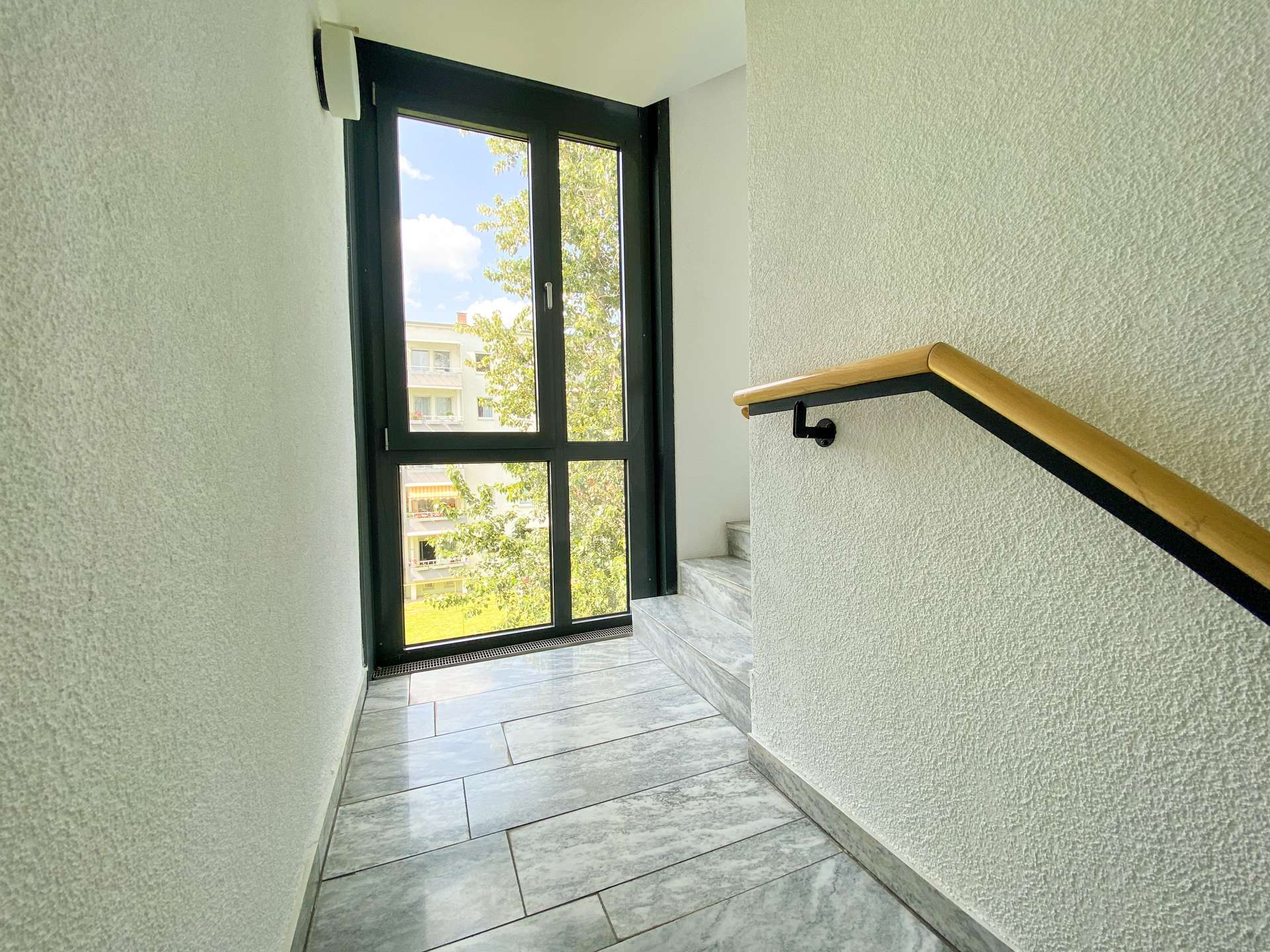 gepflegtes Treppenhaus