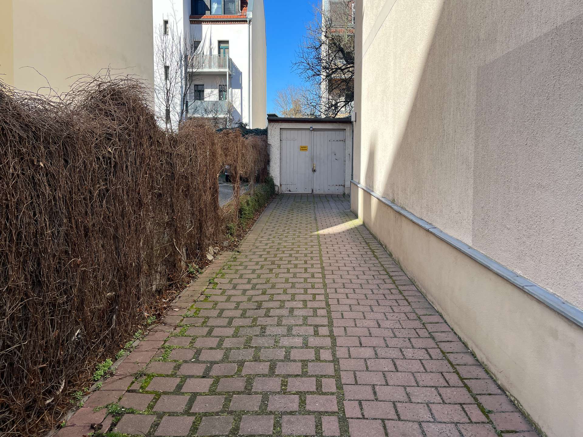 Zugang zum Hof