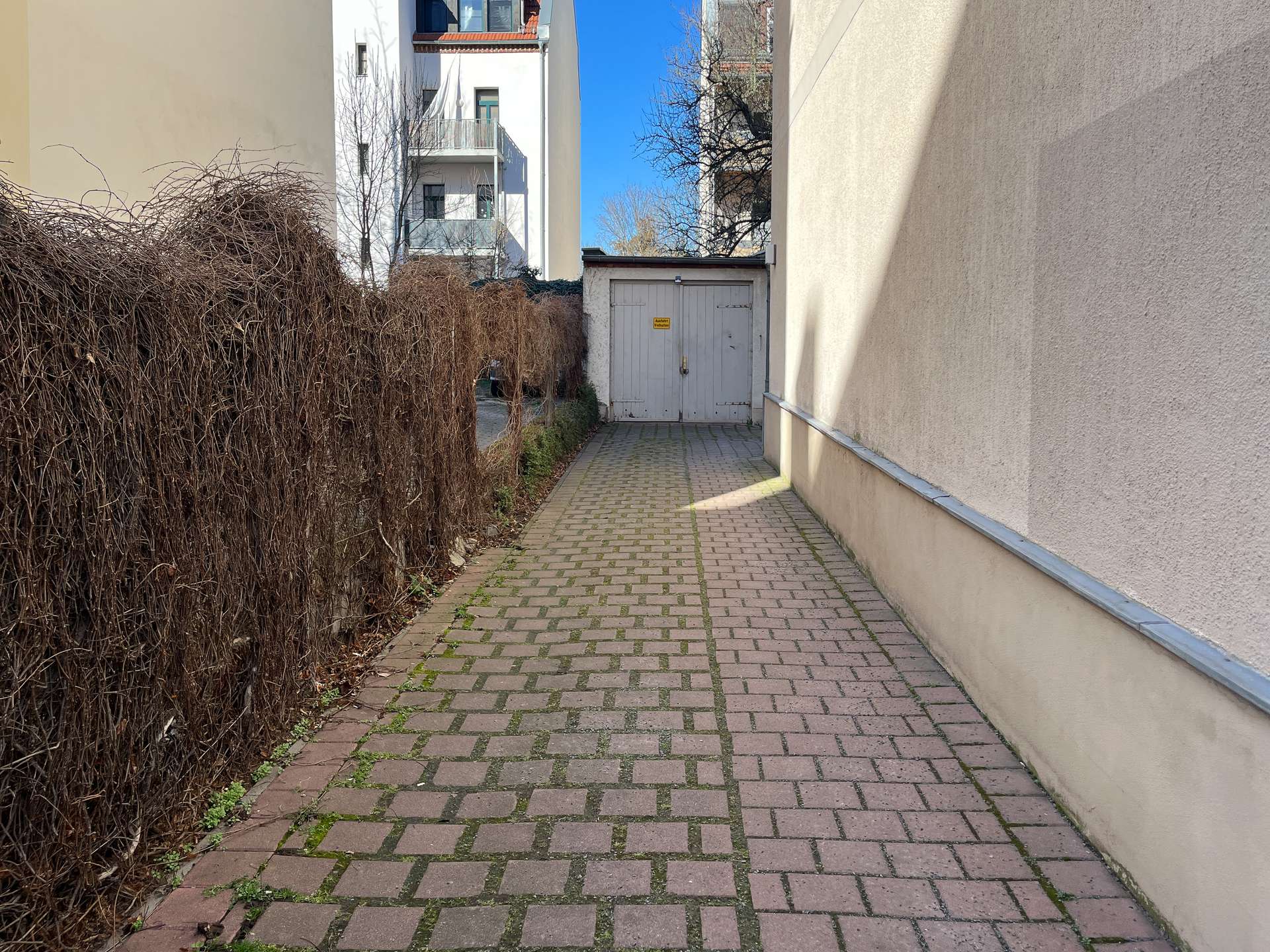 Zugang zum Hof