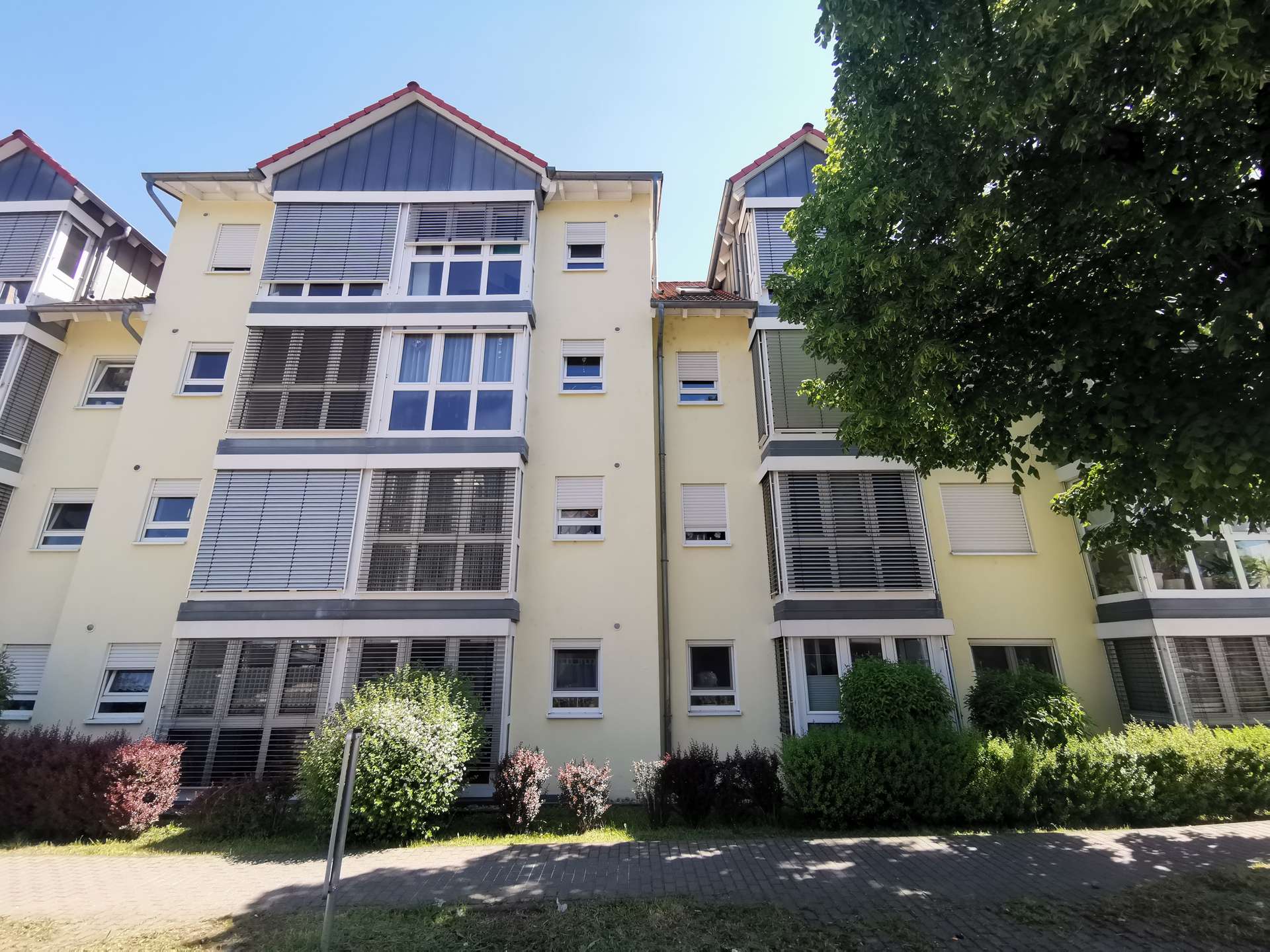 Hausansicht straßenseitig