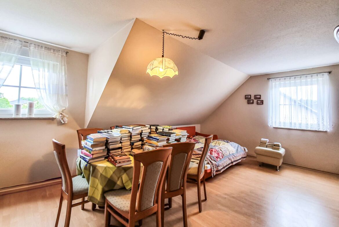 Arbeitszimmer I OG