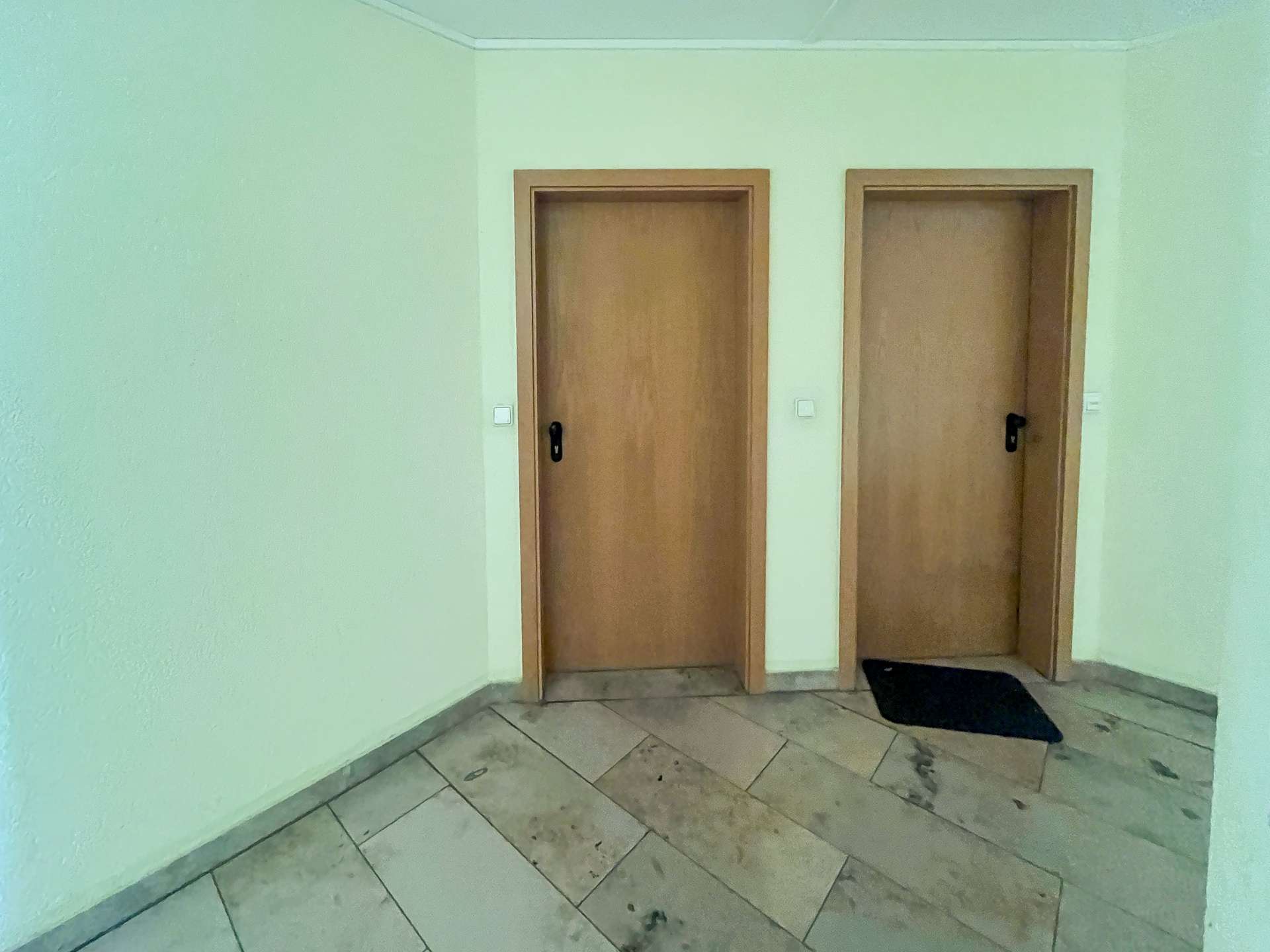 Wohnungseingangstür