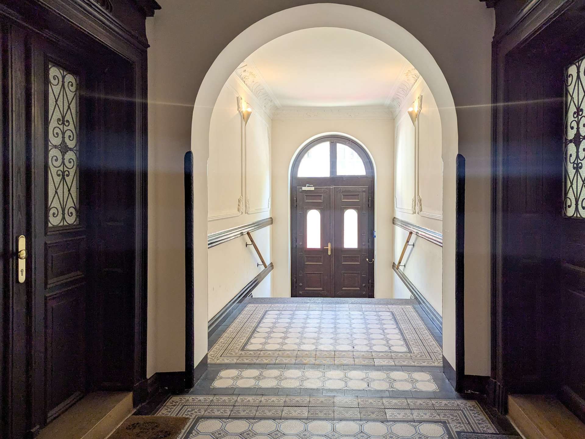 Vor der Wohnung