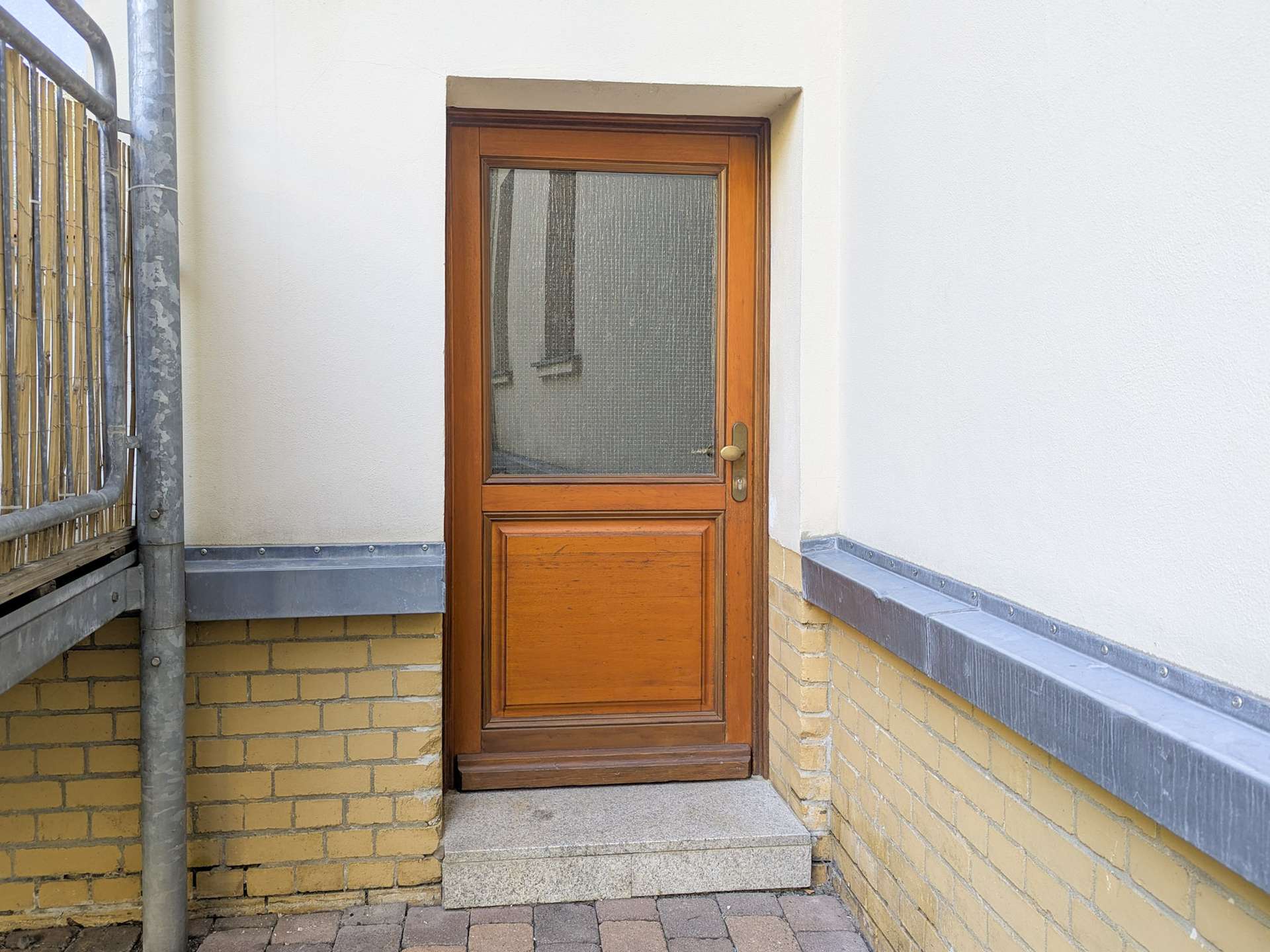 Hintereingang