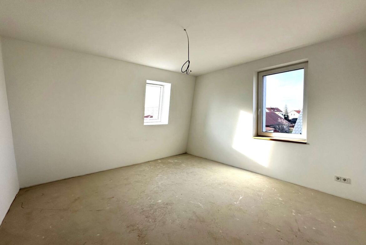 Großzügiges Zimmer 2. OG 