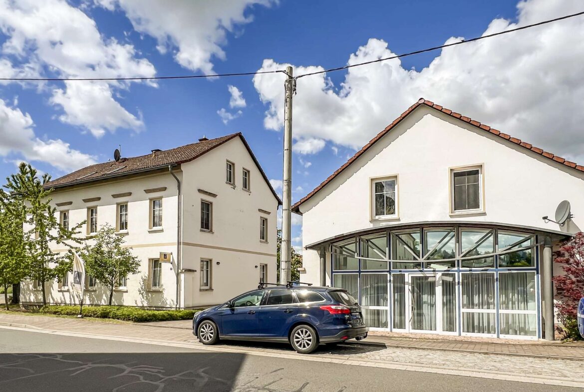 Vorderansicht Haus 1 und Haus 2