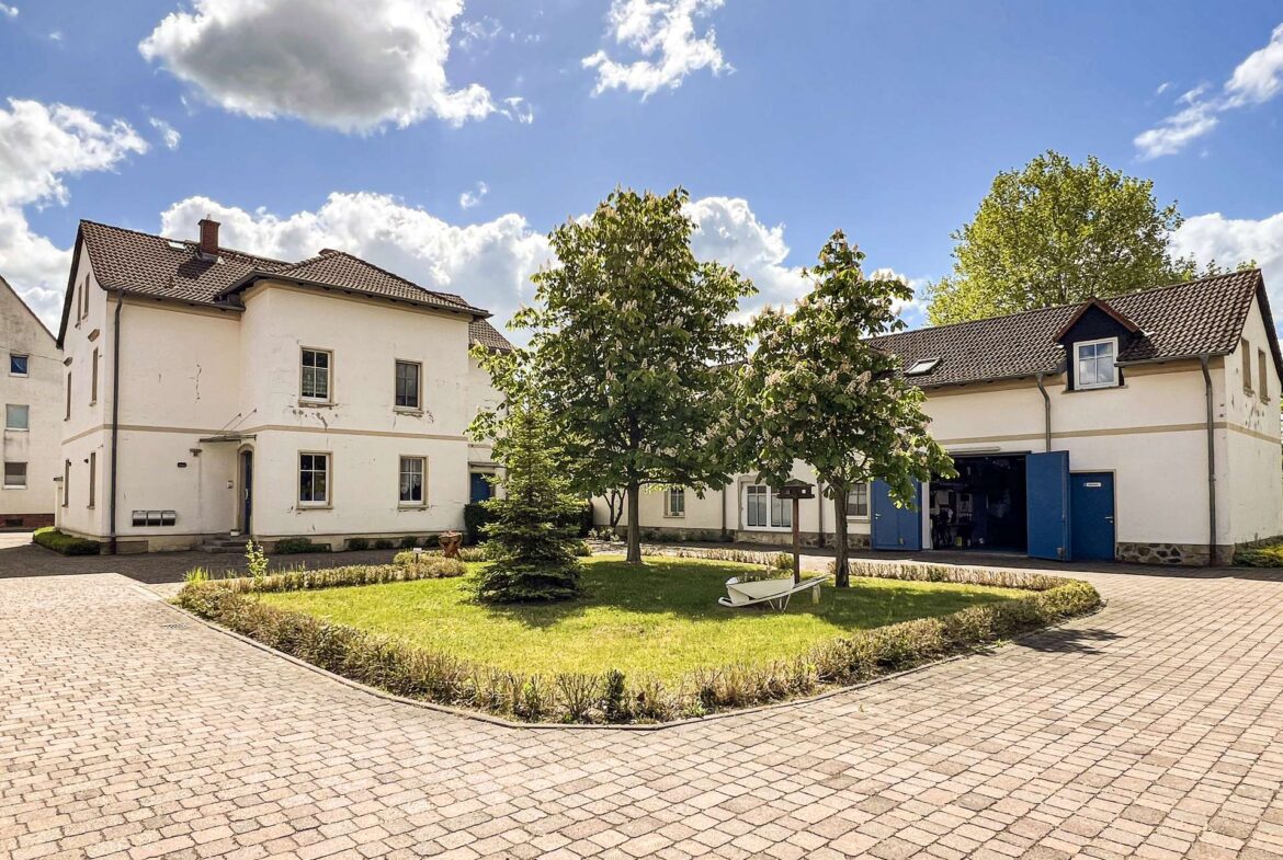 Blick auf Haus 1 und Haus 3
