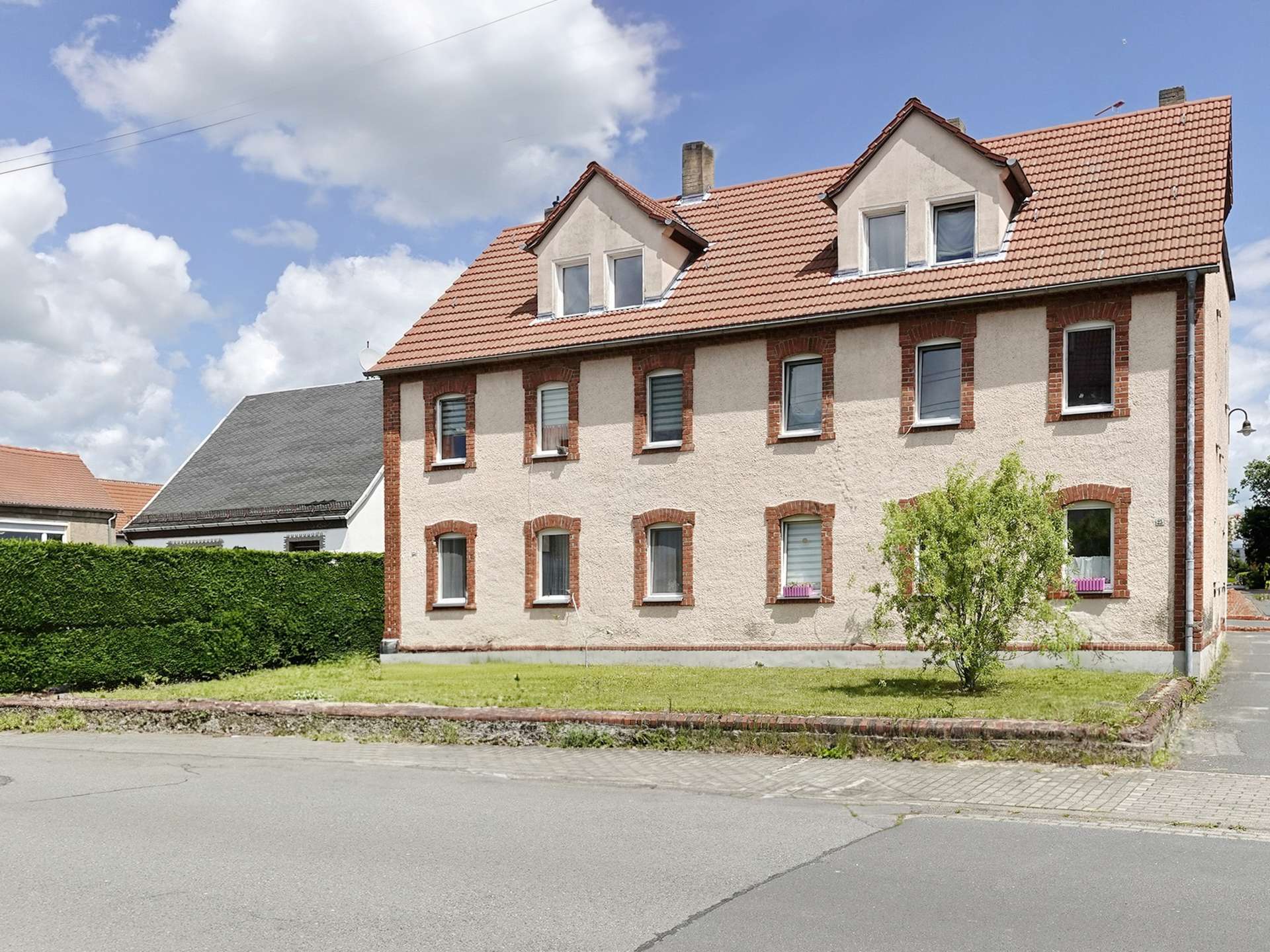 MFH mit 5 Wohnungen