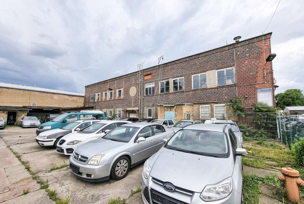 Büro/Werkstatt I Halle 2