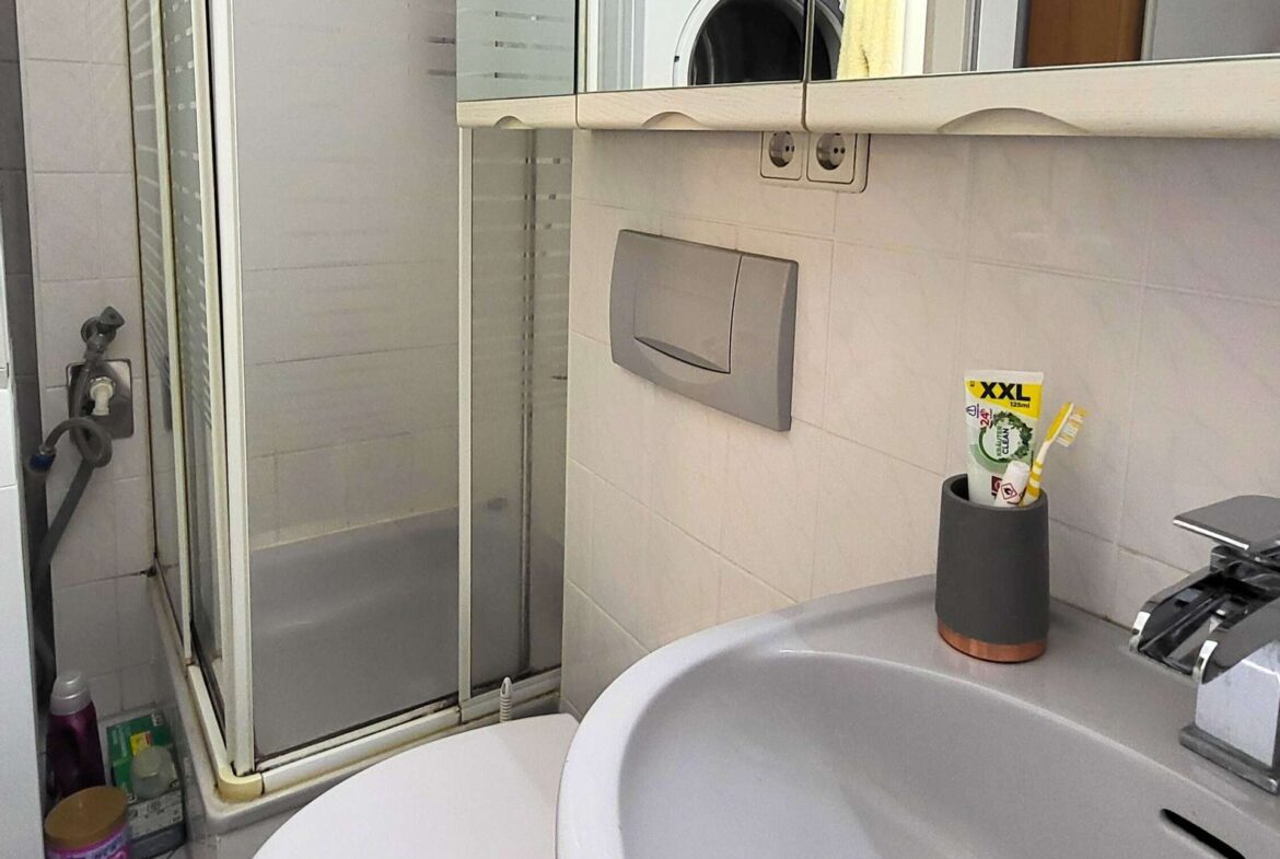 Bad mit Dusche
