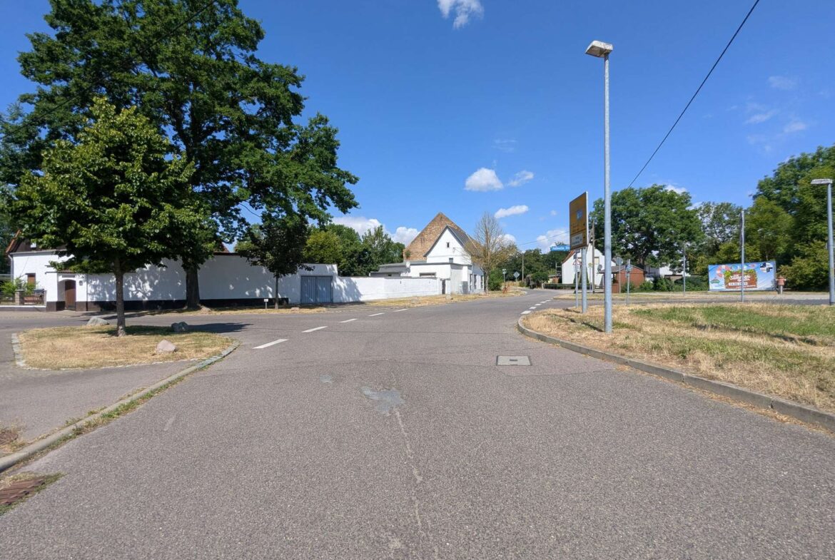 Straßeneinblick gen West