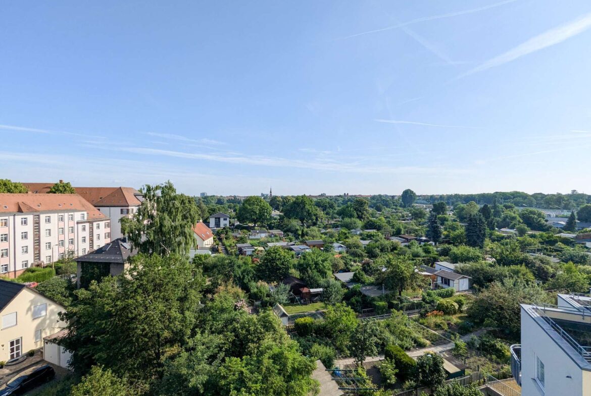 WE18 Weitblick vom Balkon