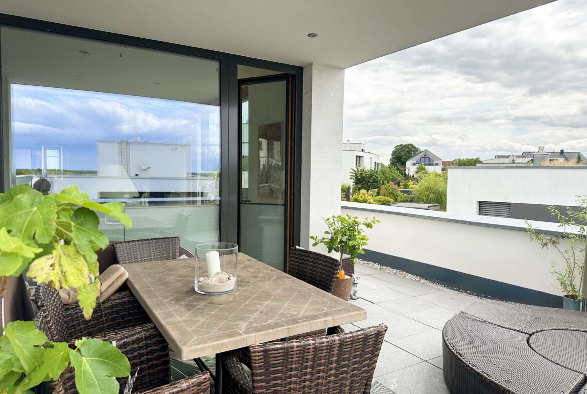 Große Dachterrasse