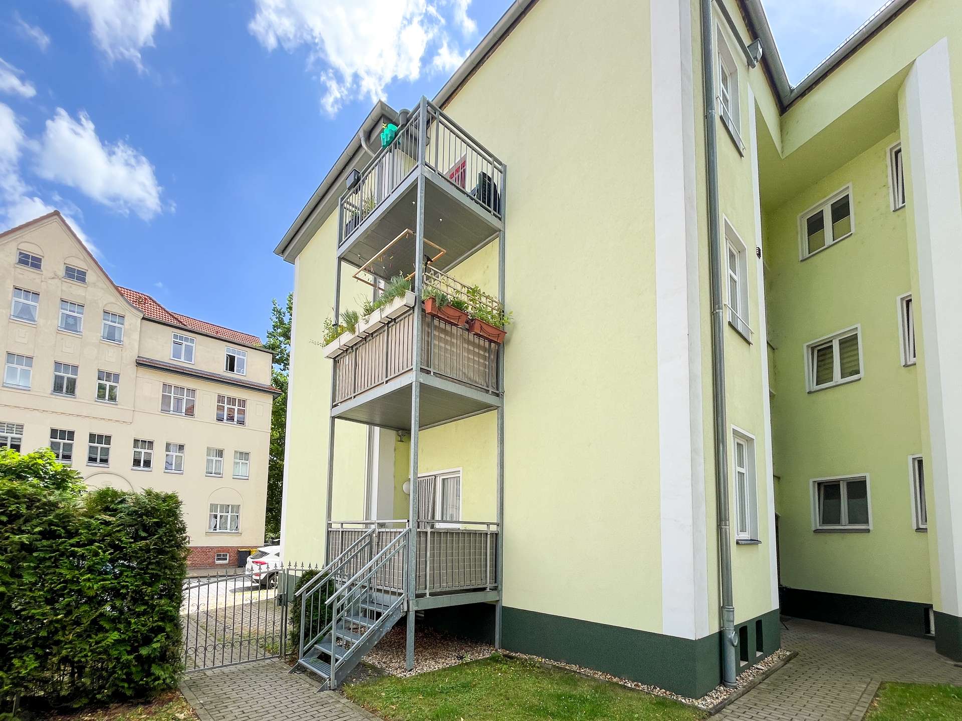 Blick zum Balkon