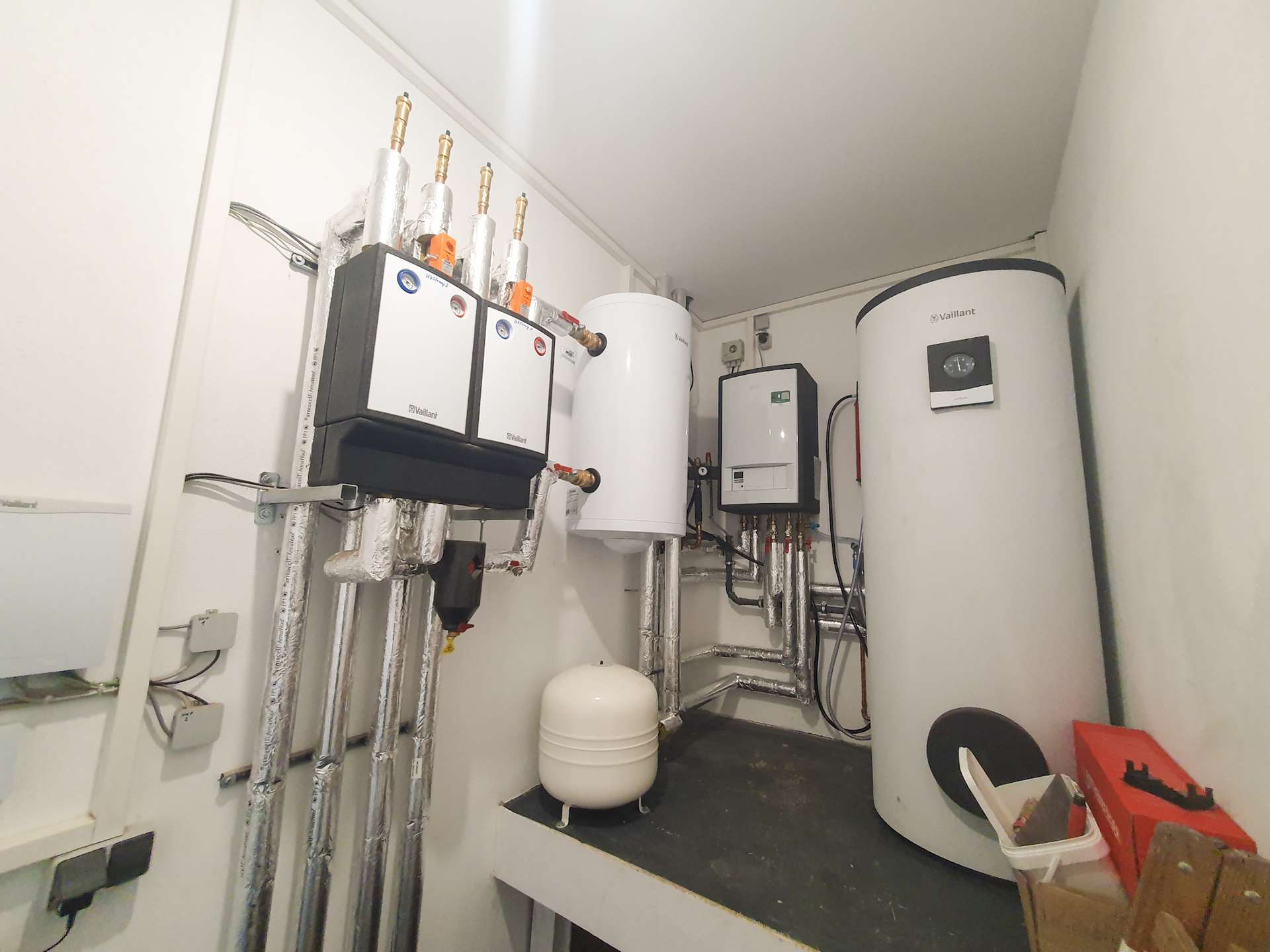 Moderne Wärmepumpe 2024