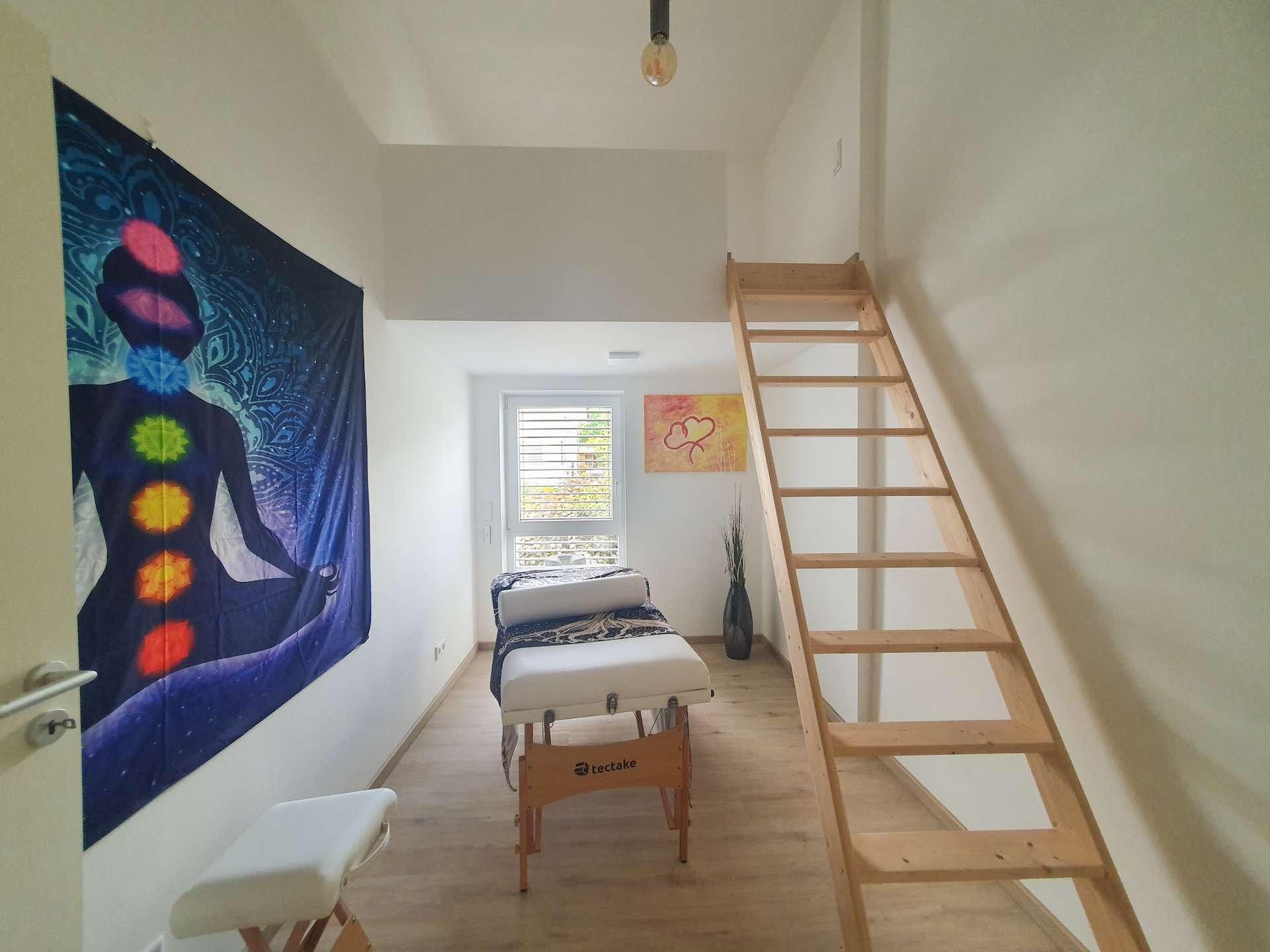 Kinderzimmer/Büro 2