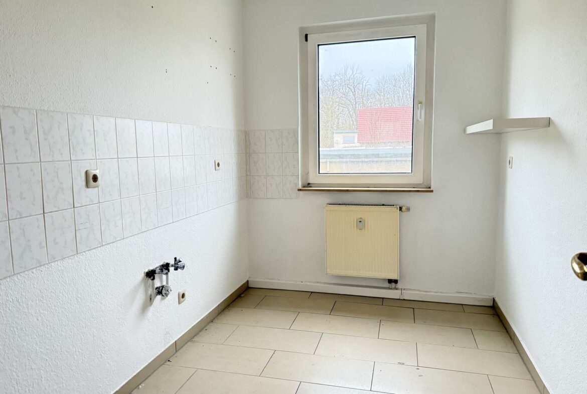 Separate Küche mit Fenster