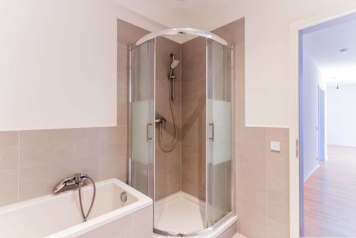 große Dusche