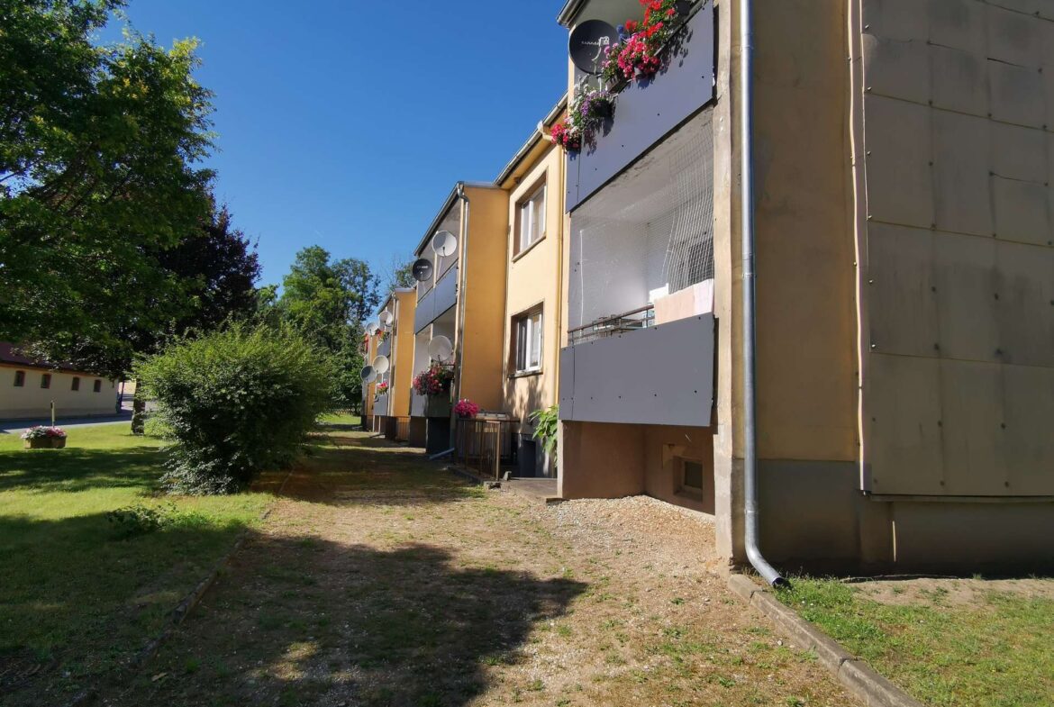 Hausansicht mit Giebelwand
