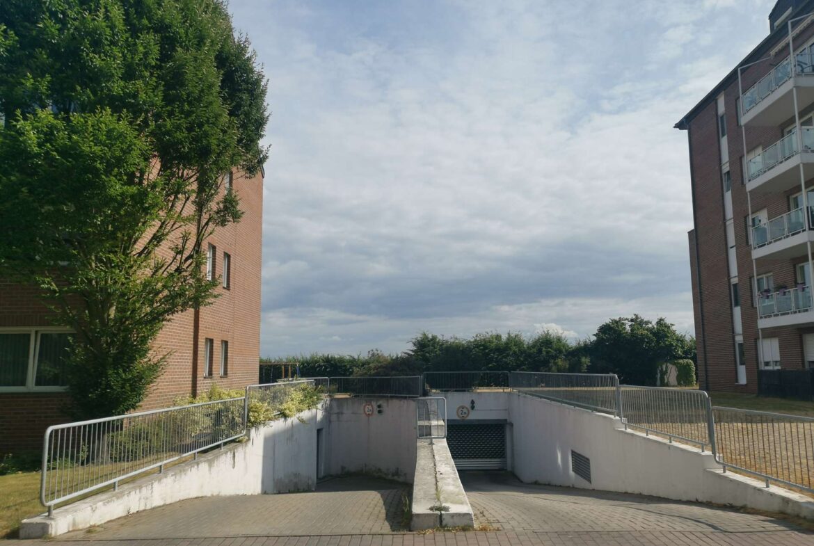 Tiefgaragenzufahrt