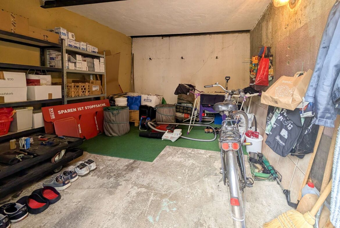 Garage 2