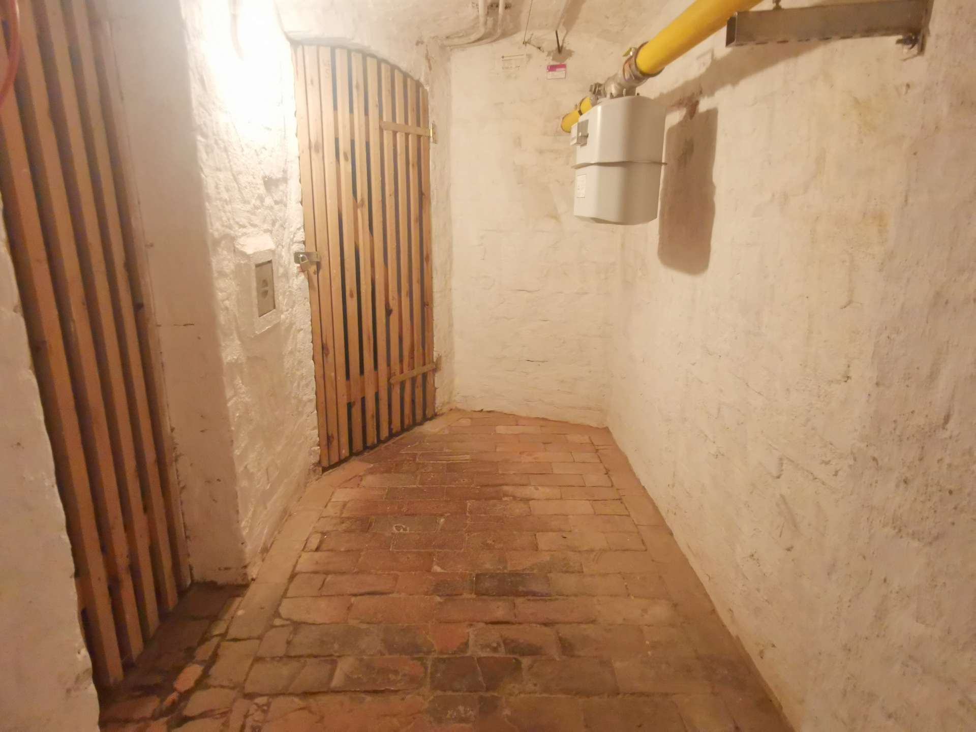 Sauberer Kellerbereich