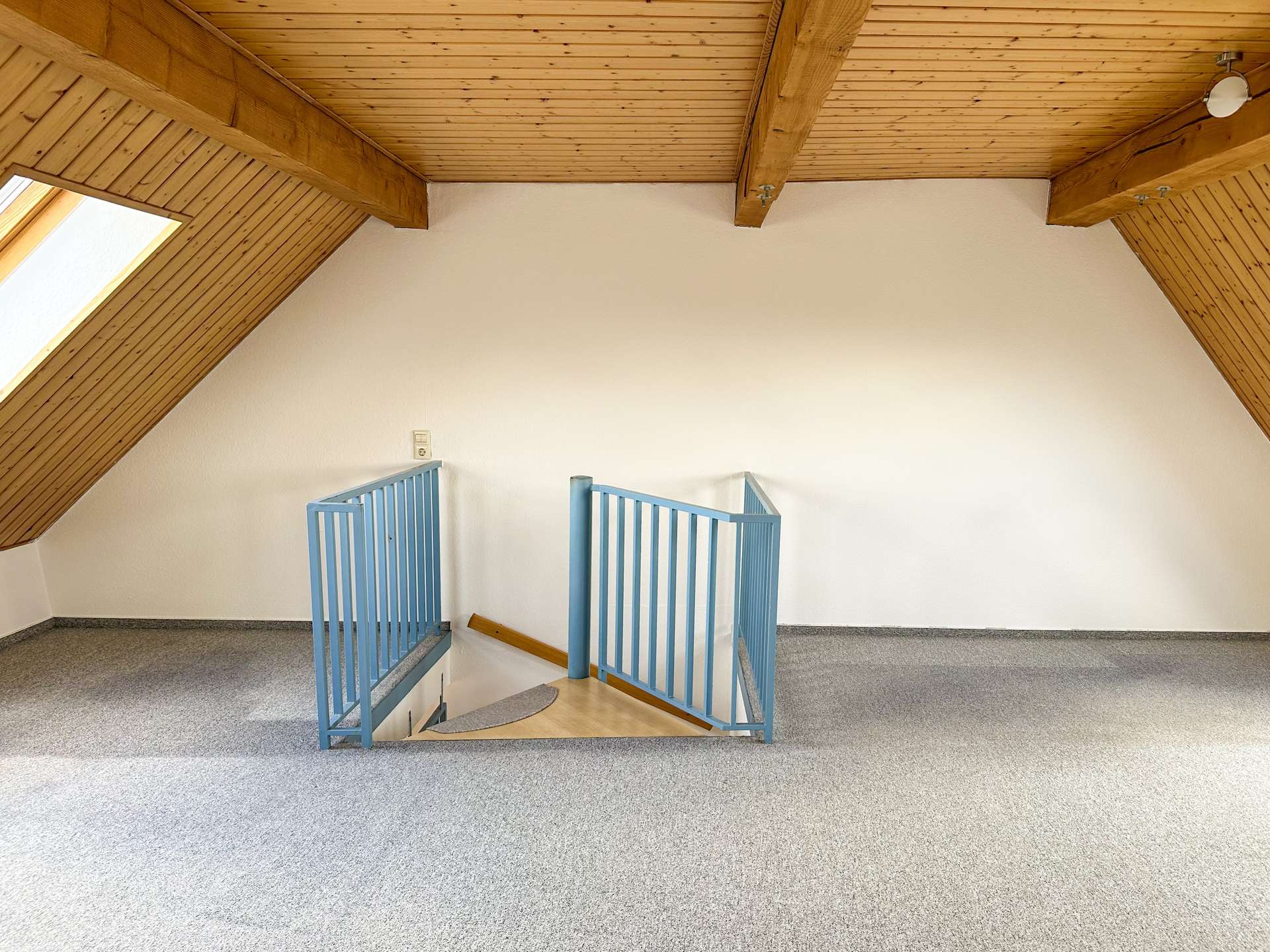 Treppenaufgang zweite Ebene
