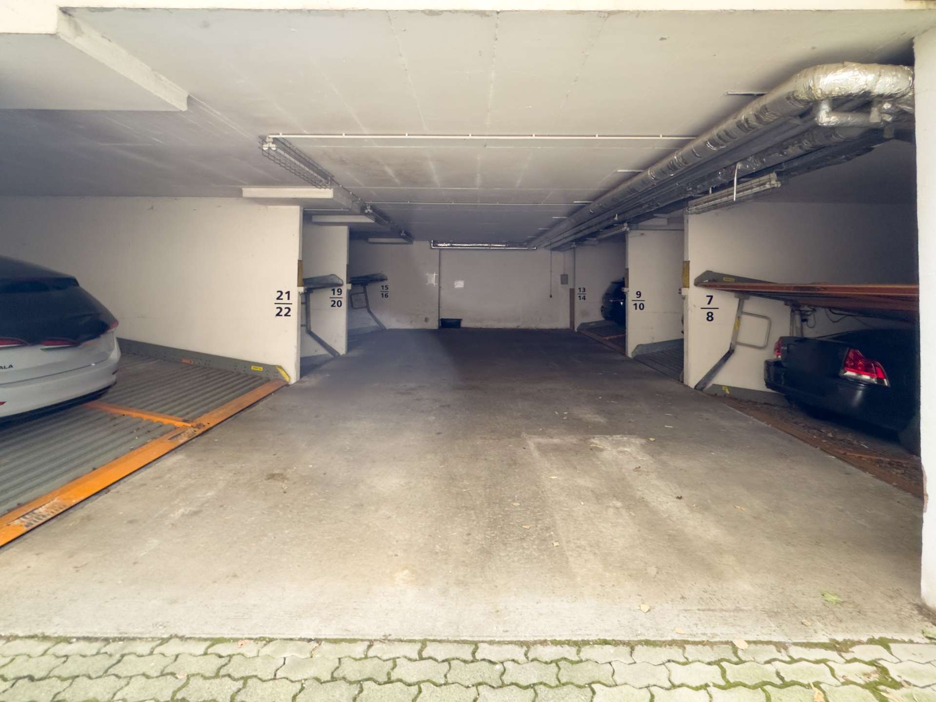 Duplexparker inklusive