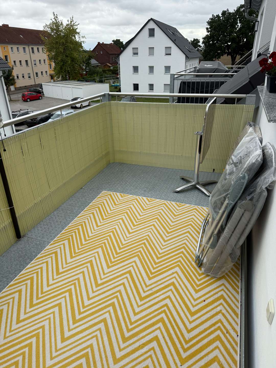 Balkon, Breitenansicht