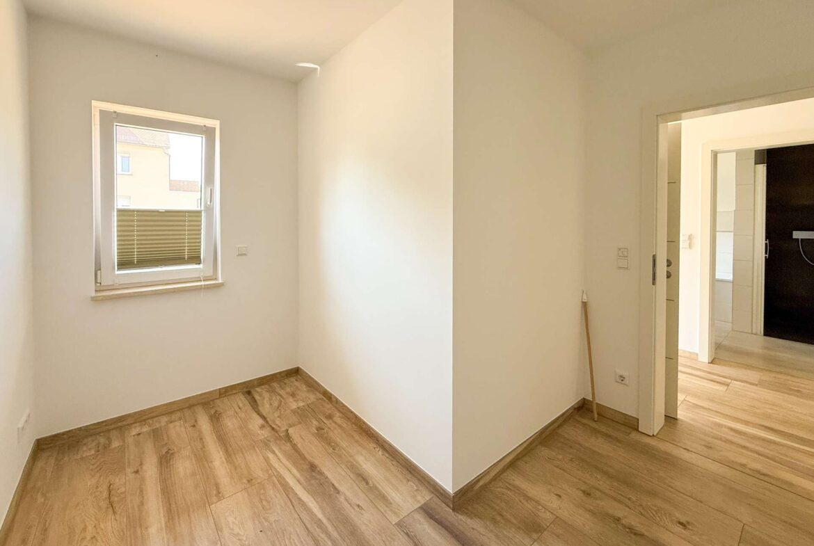Schlafzimmer 2 