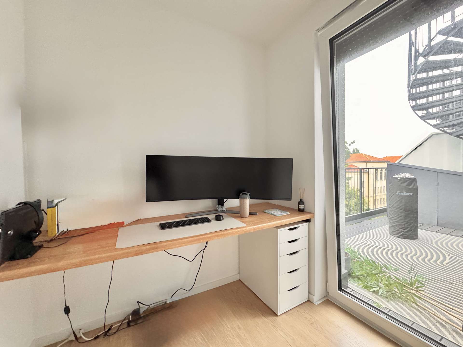 Abstellraum als Arbeitszimmer nutzbar