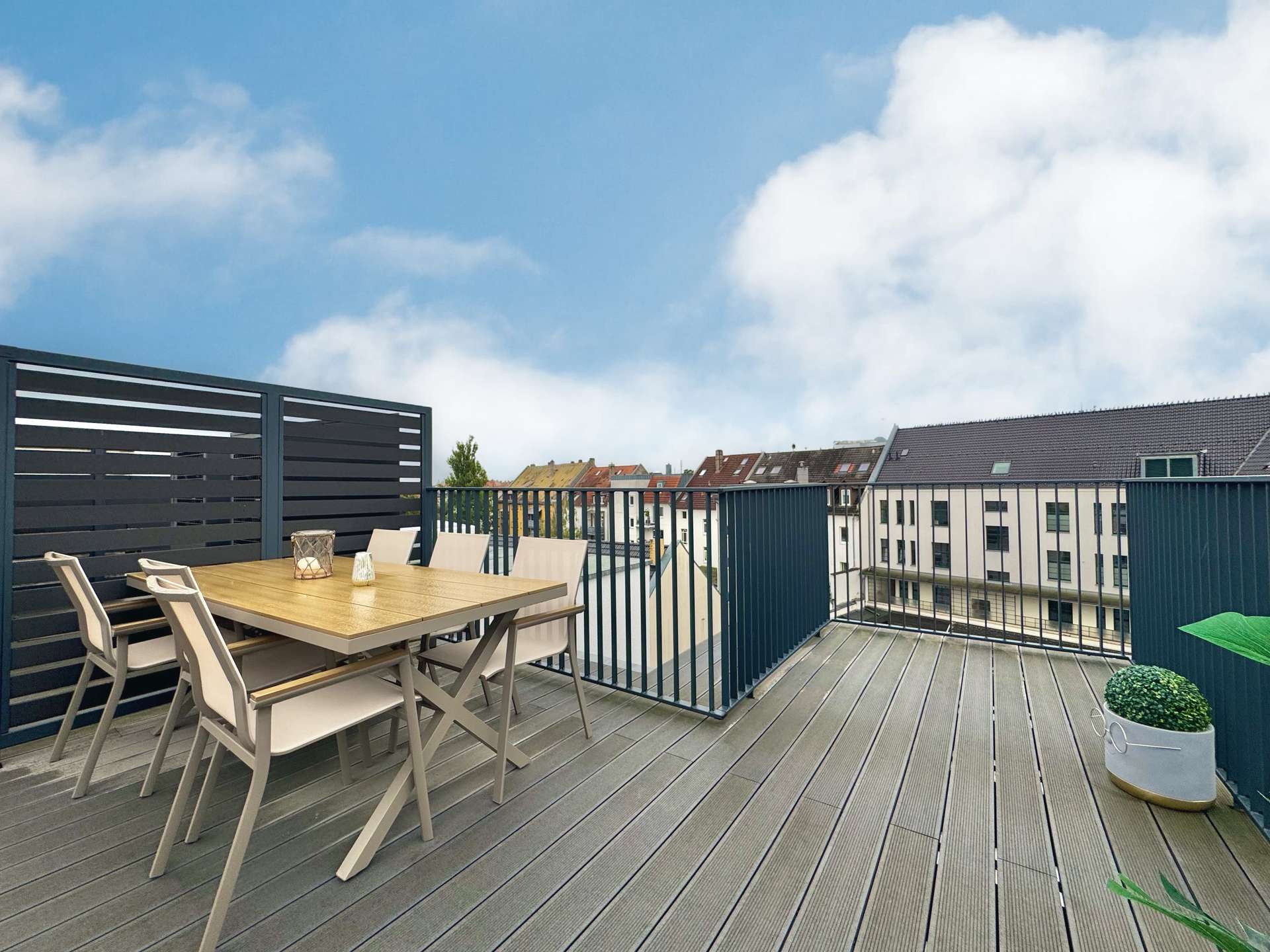 Geräumige Rooftopterrasse