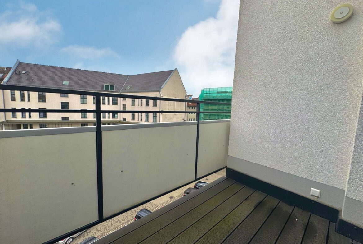 Separater Balkon vom Schlafzimmer