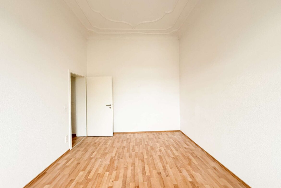 Schlafzimmer 1