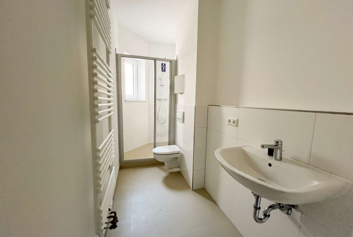Bad mit Dusche