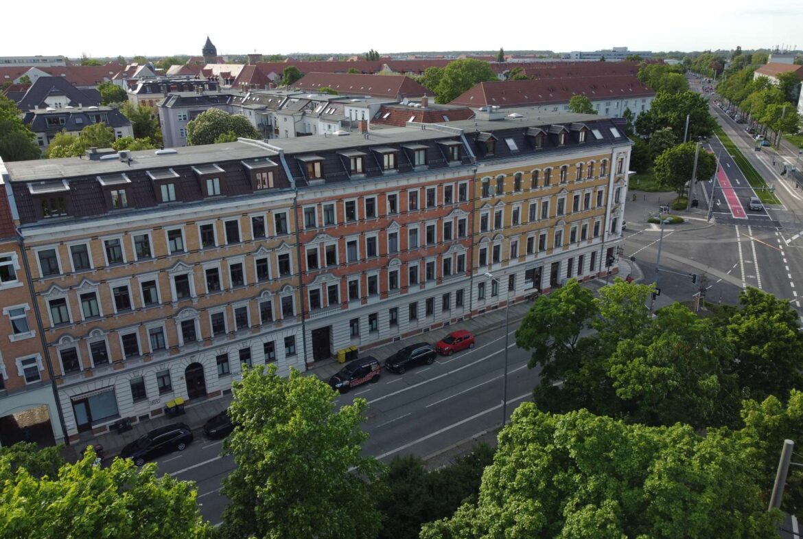 Straßenansicht