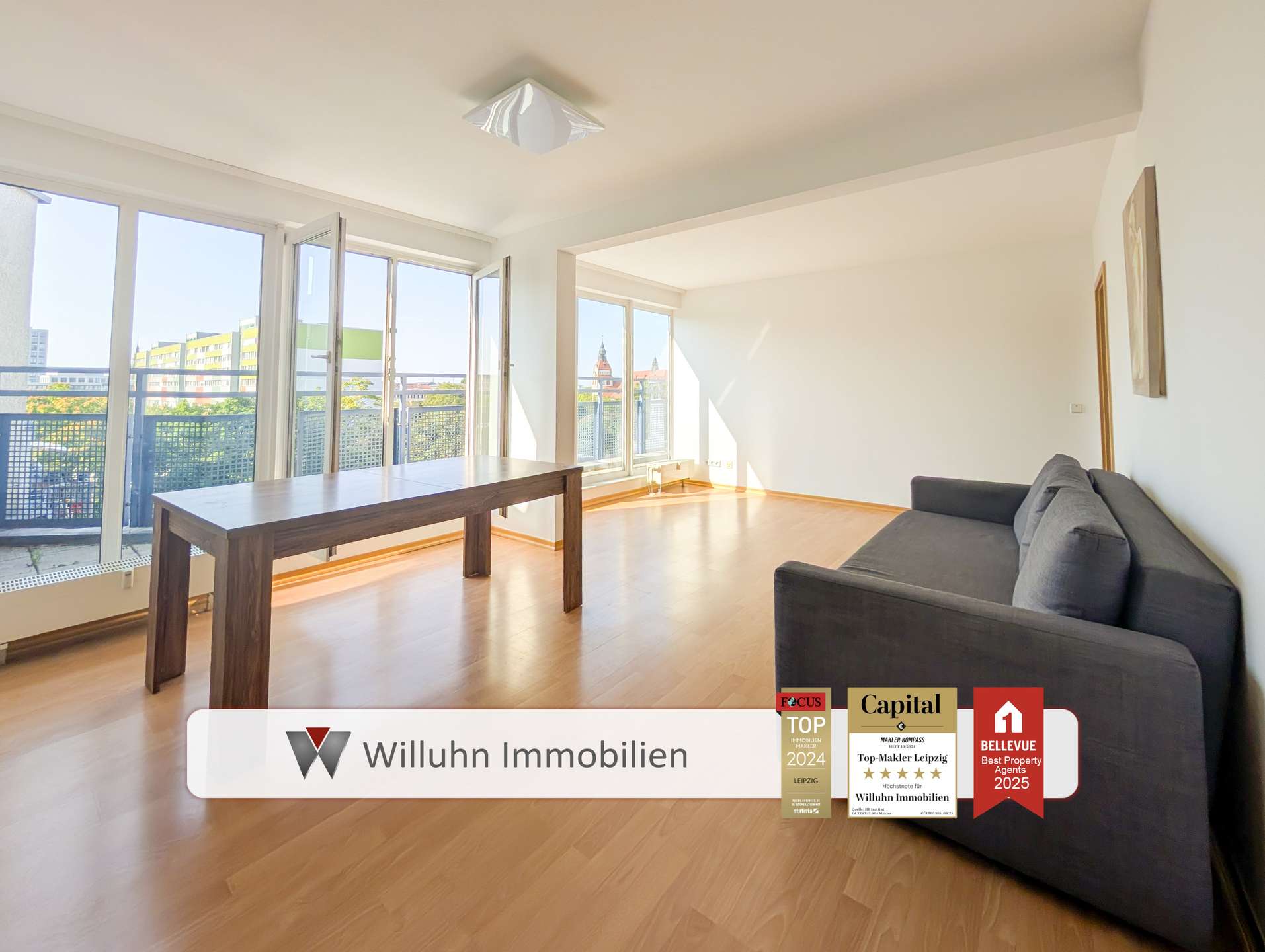 Wohn Schlafzimmer 3 mit Bodentiefen Fenstern