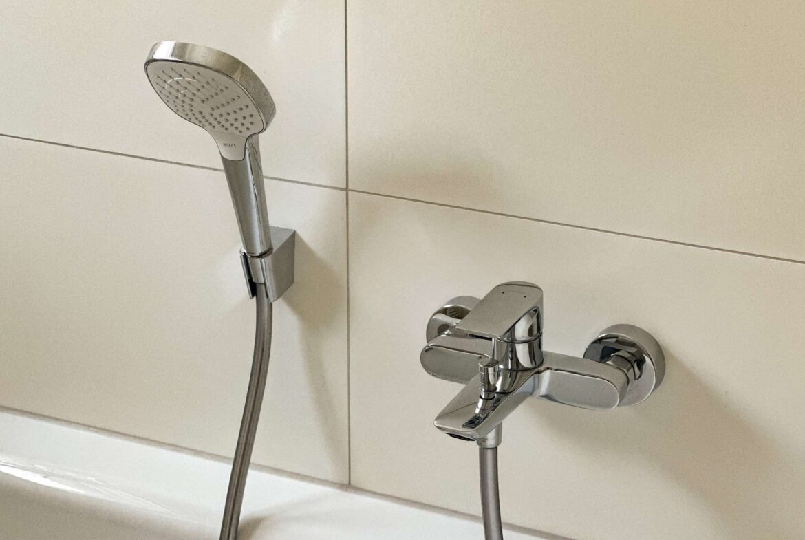 Hochwertige Sanitärausstattung - Referenzbild