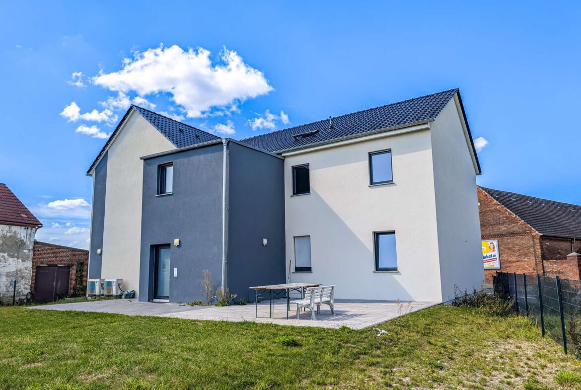 Haus mit Terrasse